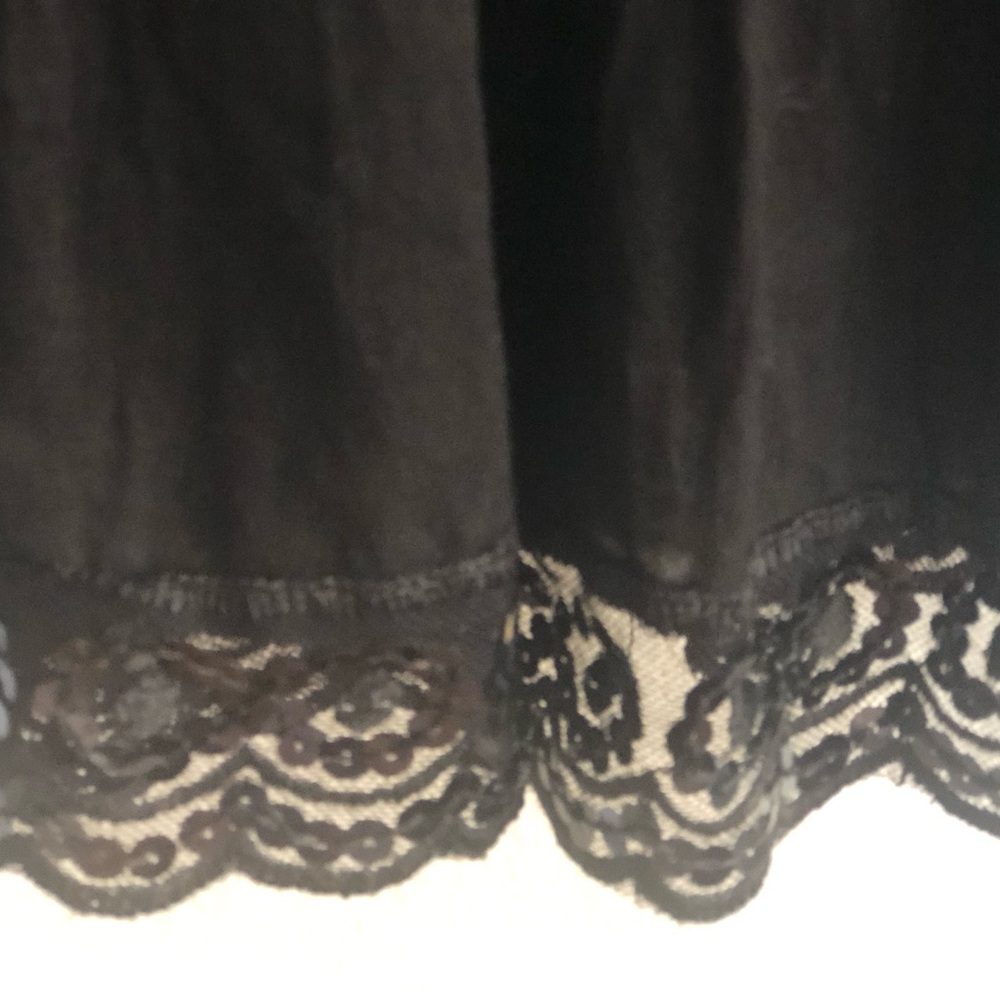 LADIES BLACK MAXI SKIRT.  SIZE M